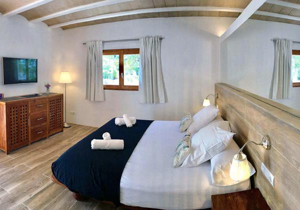 Villa Jade Ibiza 40 Bedroom 3