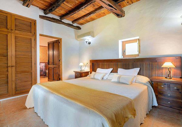 Monte Dalt Ibiza 37 Bedroom 2